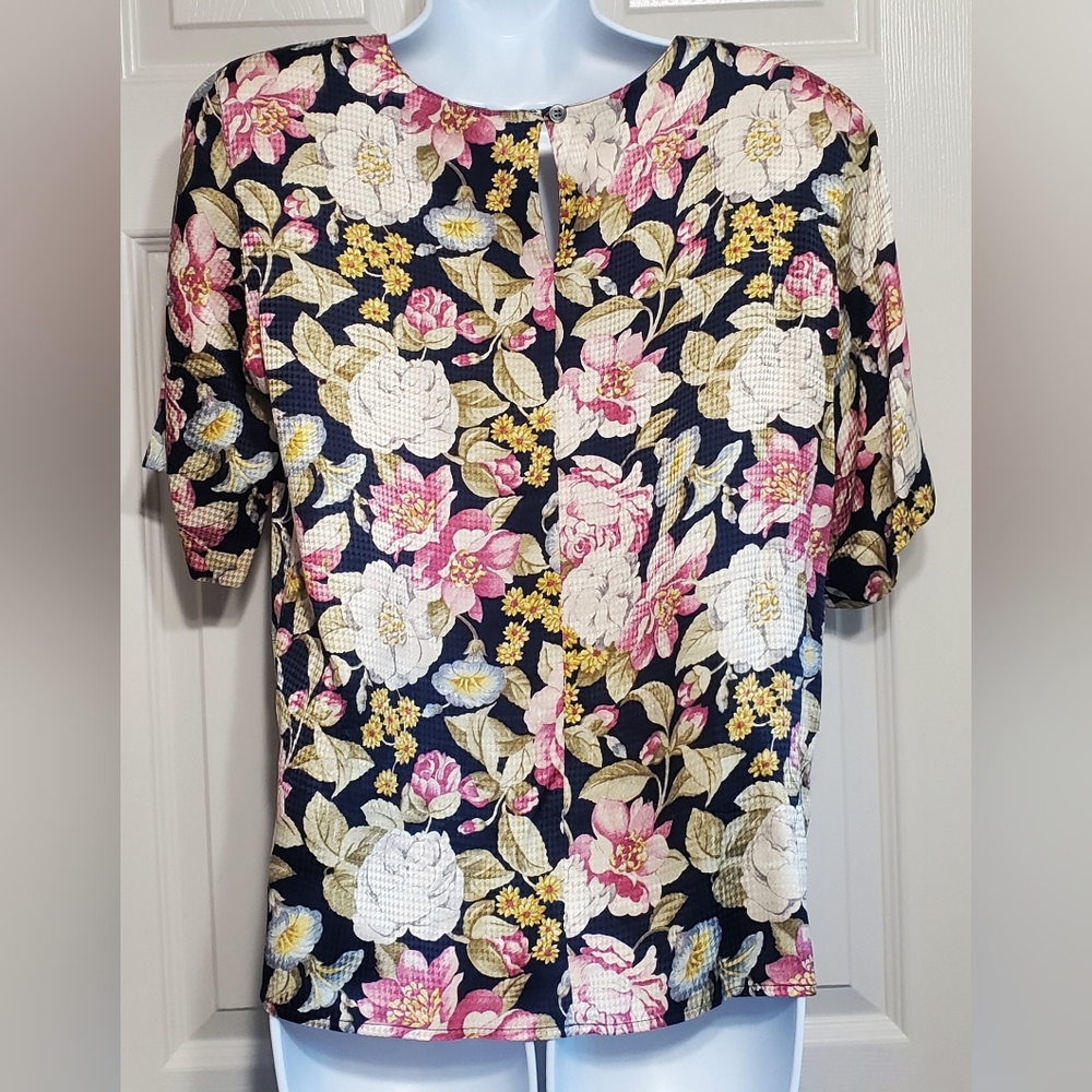 Anne Klein II size 8 Floral Print Women's Top Pre-owned